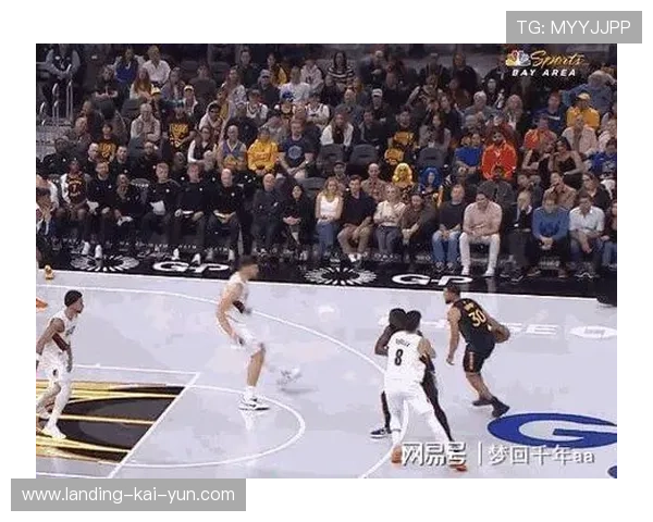 库里三分连续落座，勇士气势彻底爆开