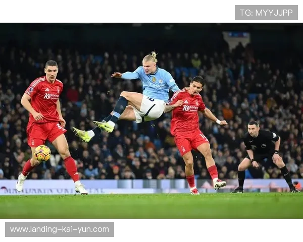 利物浦战胜曼城，预测4-1大胜